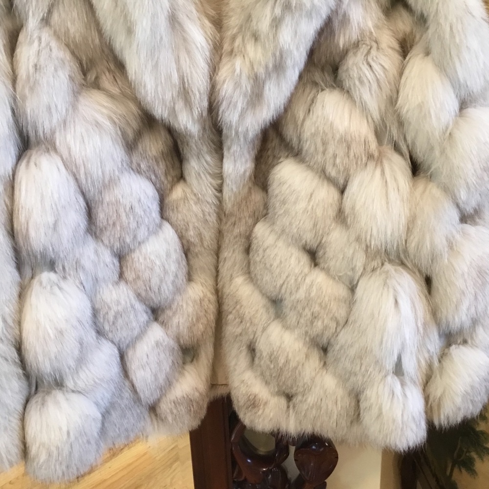 Silver Fox jacket Sz S preowned. - Picture 3 of 9